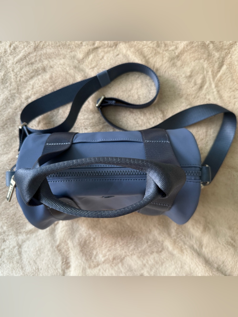 NWT Lululemon Knit Nylon Mini Barrel Duffle Bag 5L Oasis Blue - Picture 10 of 14